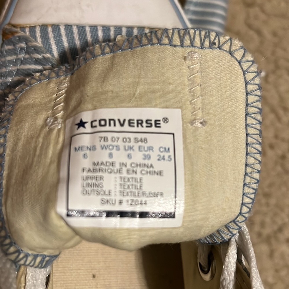 Converse sneakers - Picture 5 of 5